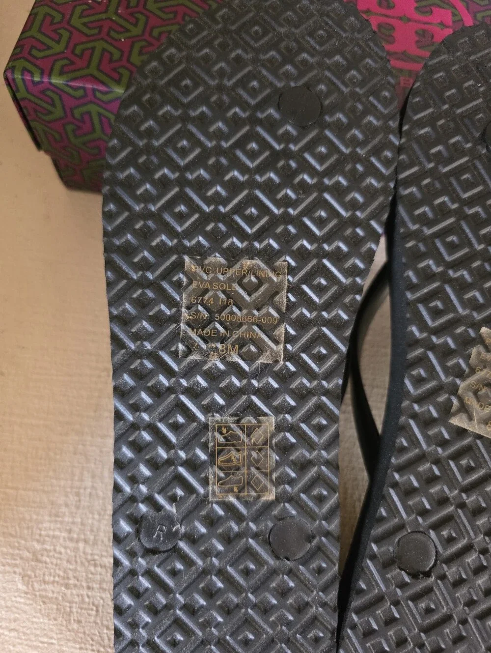 Tory Burch Flip Flops 8 M Discontinued design